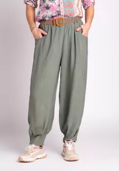 Pantaloni kaki, masura mare, cu curea, din vascoza imagine