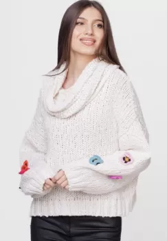 Pulover cu guler bogat, cu ochiuri mari si flori pe maneci, ivoire imagine