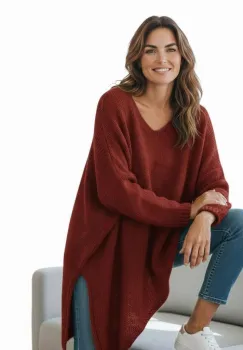 Pulover pufos caramiziu, oversize cu colt si decolteu in V imagine