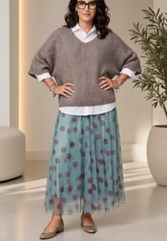 Pulover pufos cu alpaca, oversize cu maneca fluture, bej inchis imagine