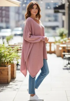 Pulover pufos roz, oversize cu colt si decolteu in V imagine