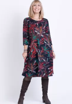 Rochie A line midi, imprimeu pene multicolore pe fond bleumarin imagine