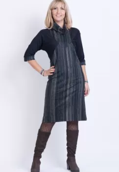 Rochie dreapta, midi, cu guler cazut si imprimeu grafic verde-bej-negru imagine