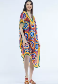 Rochie lunga de plaja tip poncho cu imprimeu circular cu rosu si albastru imagine