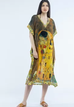 Rochie lunga de plaja tip poncho cu imprimeu dupa Sarutul de Gustav Klimt imagine