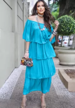 Rochie lunga suprapusa din matase naturala, cu trei volane mari si elastic pe umeri, albastra azur imagine