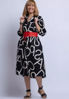 Rochie neagra lunga cu imprimeu litere albe imagine