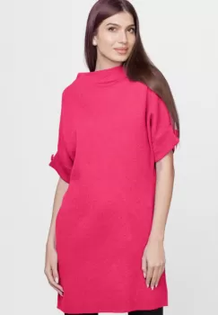 Rochie scurta tricotata, cu maneca scurta si nasture, din vascoza, fucsia imagine