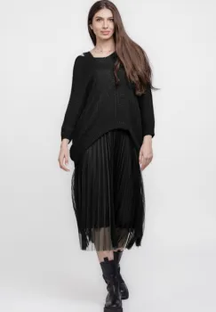 Rochie suprapusa cu puloveras cu maneca lunga si tulle plisat, neagra imagine