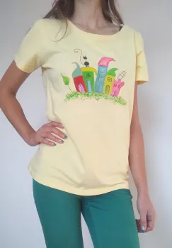 Tricou galben pal pictat manual ,cu blocuri colorate si pisicuta imagine