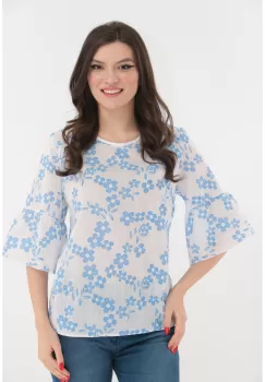 Bluza alba din bumbac cu flori bleu imagine