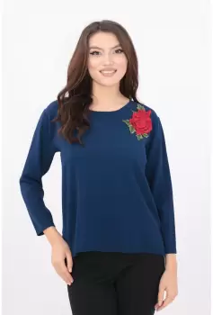 Bluza albastra cu broderie imagine