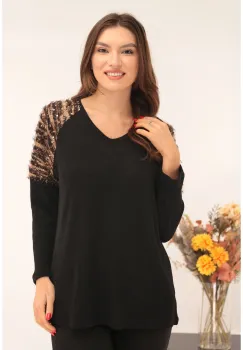 Bluza din vascoza neagra cu insertii animal print pe umeri imagine