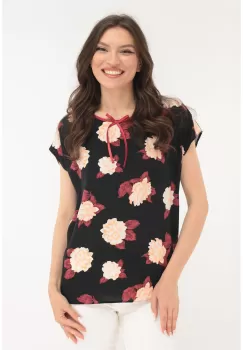 Bluza neagra din vascoza cu flori maxi crem imagine