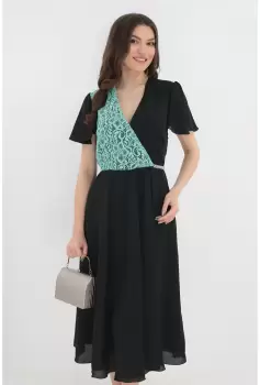 Rochie clos neagra cu dantela vernil imagine