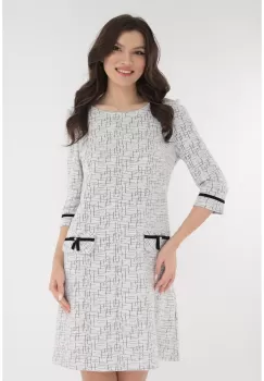 Rochie din stofa alba cu model in carouri fine negre imagine