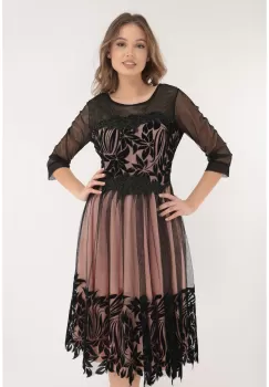 Rochie eleganta roz cu tulle negru si model floral din catifea imagine