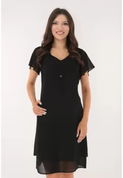 Rochie neagra din voaluri suprapuse cu snur la decolteu imagine
