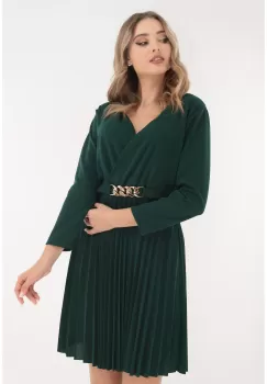 Rochie verde-smarald cu fusta plisata si accesoriu auriu imagine