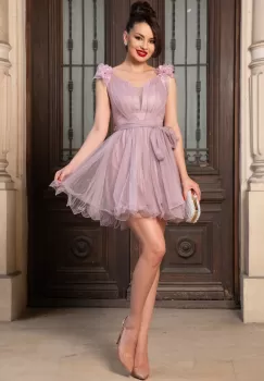 Rochie mini baby-doll roz cu trandafiri 3D la umeri imagine