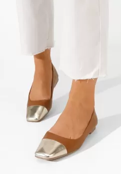 Balerini dama Loreva camel imagine