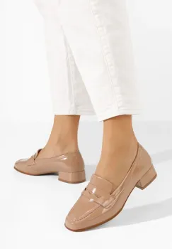 Pantofi cu toc mic imagine