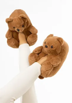 Papuci de casa pufosi imagine